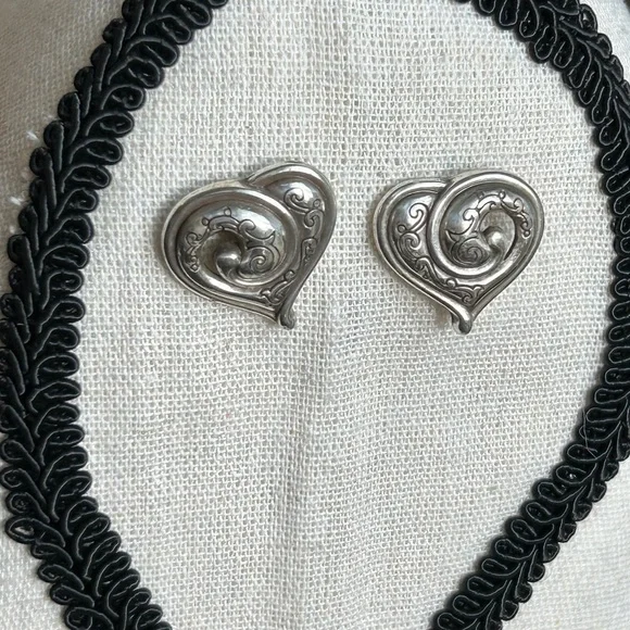 Brighton Penelope Heart Earrings Studs Swirl Silver Plated About 1" - Picture 2 of 7